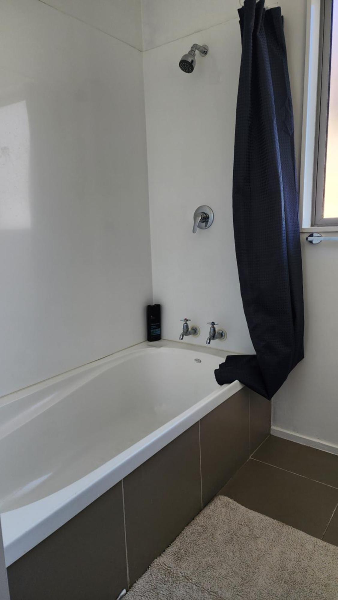 Oaktree Entire Holiday Home, Sleeps 8 To12 Rotorua Kültér fotó