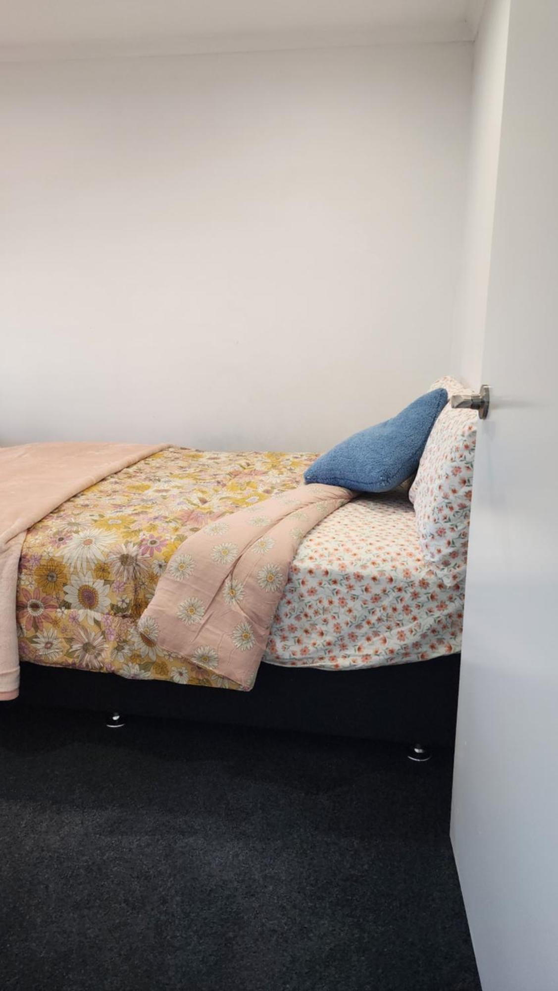 Oaktree Entire Holiday Home, Sleeps 8 To12 Rotorua Kültér fotó