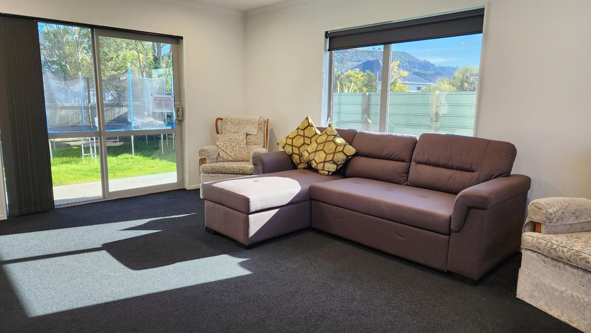 Oaktree Entire Holiday Home, Sleeps 8 To12 Rotorua Kültér fotó