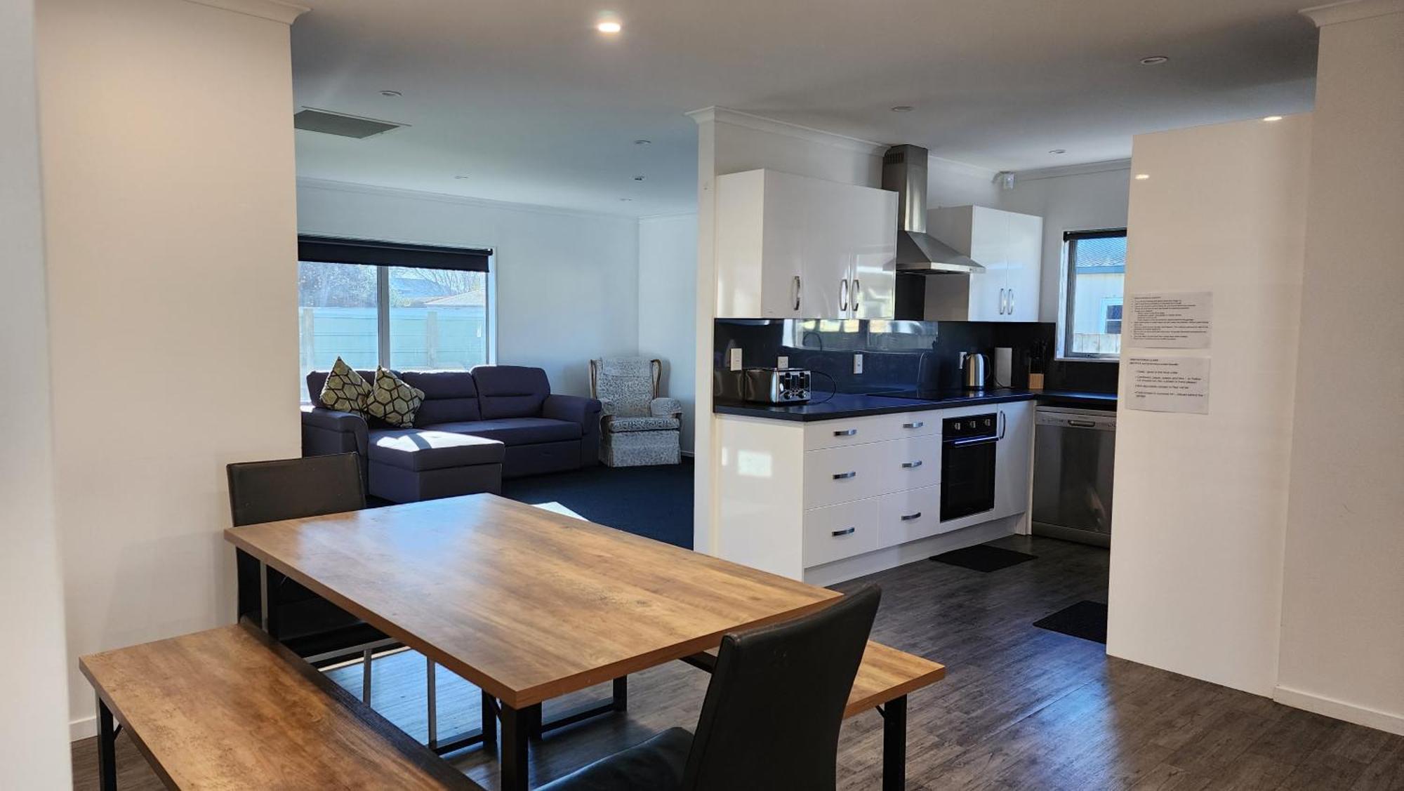 Oaktree Entire Holiday Home, Sleeps 8 To12 Rotorua Kültér fotó