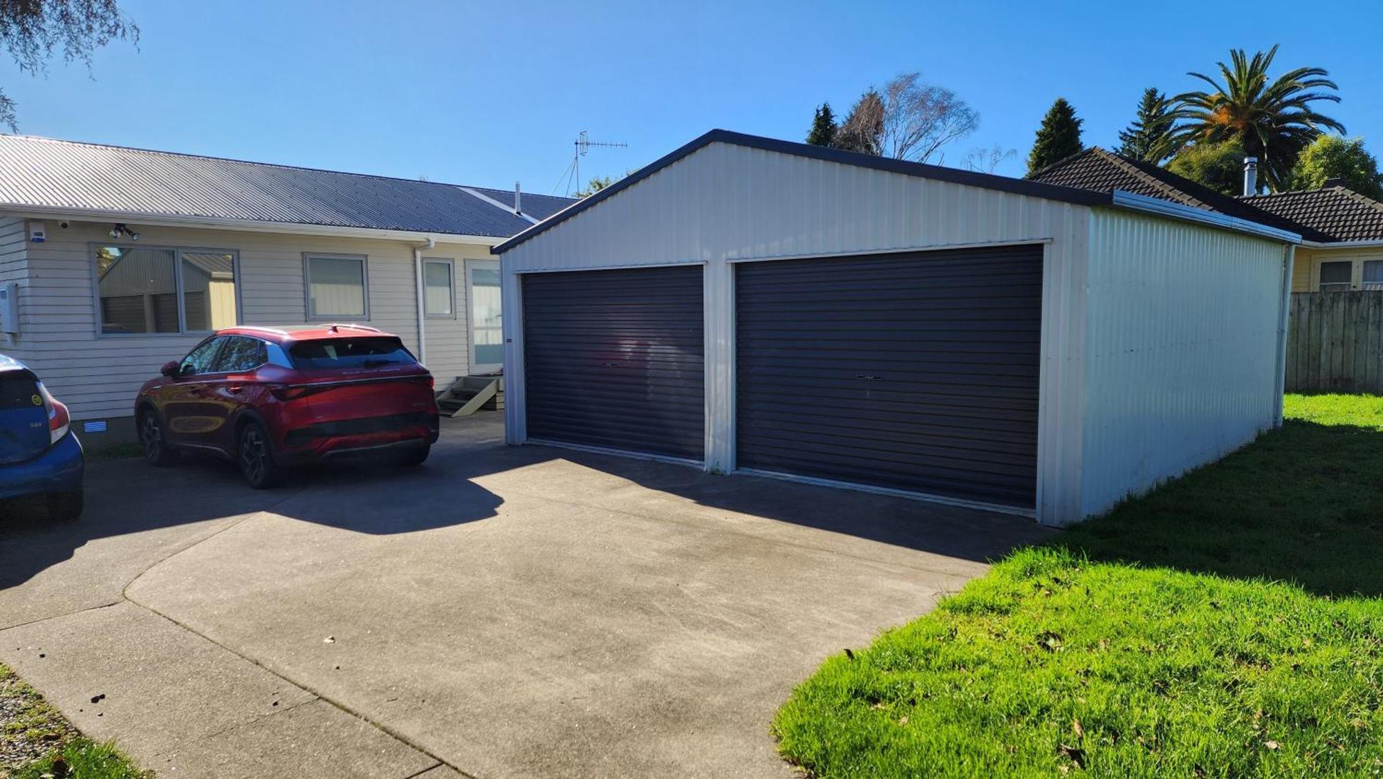 Oaktree Entire Holiday Home, Sleeps 8 To12 Rotorua Kültér fotó